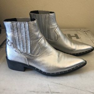 Steve Madden silver ankle boots
